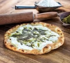 فطيرة جبن بالزعتر